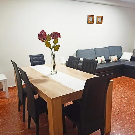 Con Piscina Cerca De La Nueva Fe. Apartamento